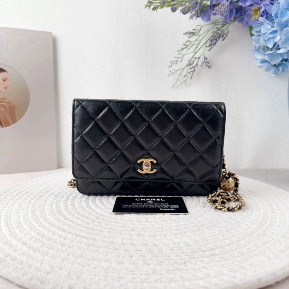 Chanel Women Pre-Loved Bag Very Good Condition